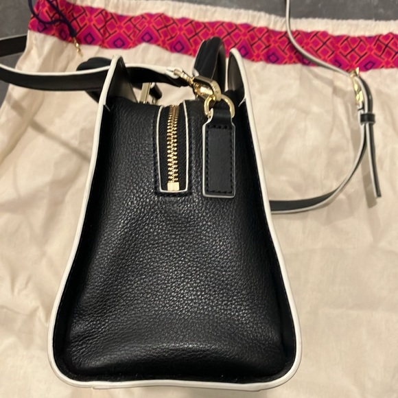 Tory Burch Bag Like New - Picture 9 of 14
